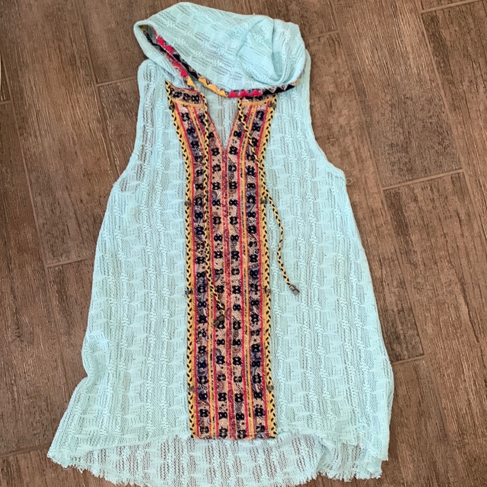 Free people sleeveless, hoodie, knit blue top, Size Medium.